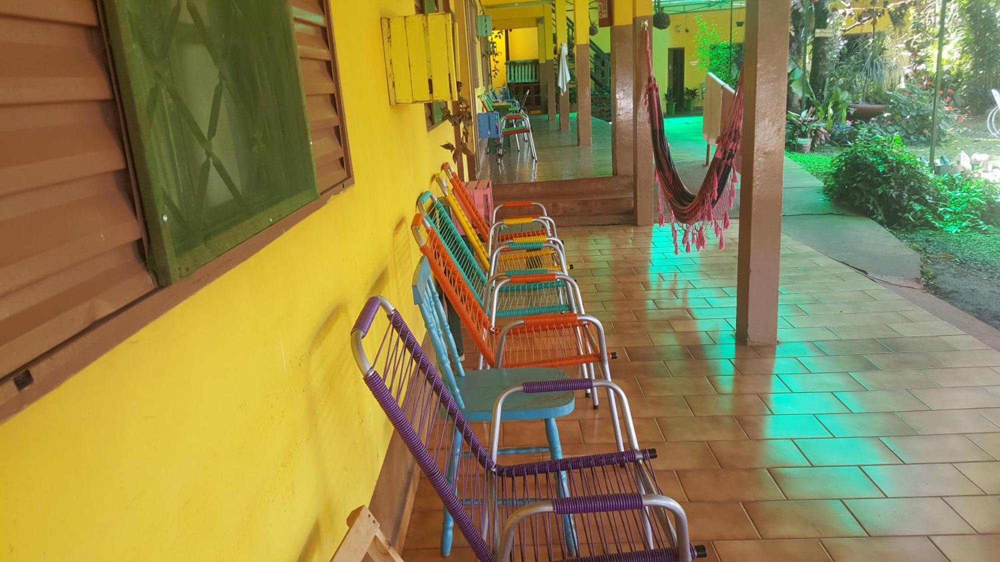 Hotel Y Residencial Amigos 푸에르토이과수 외부 사진